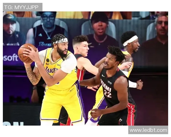 2020年10月1日湖人与热火精彩对决回放全程回顾与赛后分析 2020年10月1日湖人与热火精彩对决回放全程回顾与赛后分析